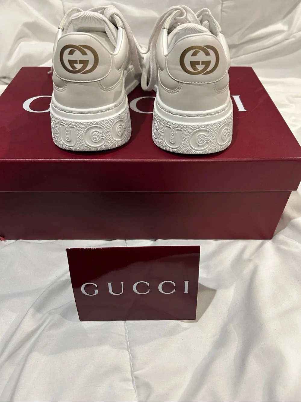 Authentic Gucci Mens White Leather Sneakers with Green-Red Logo Stripe